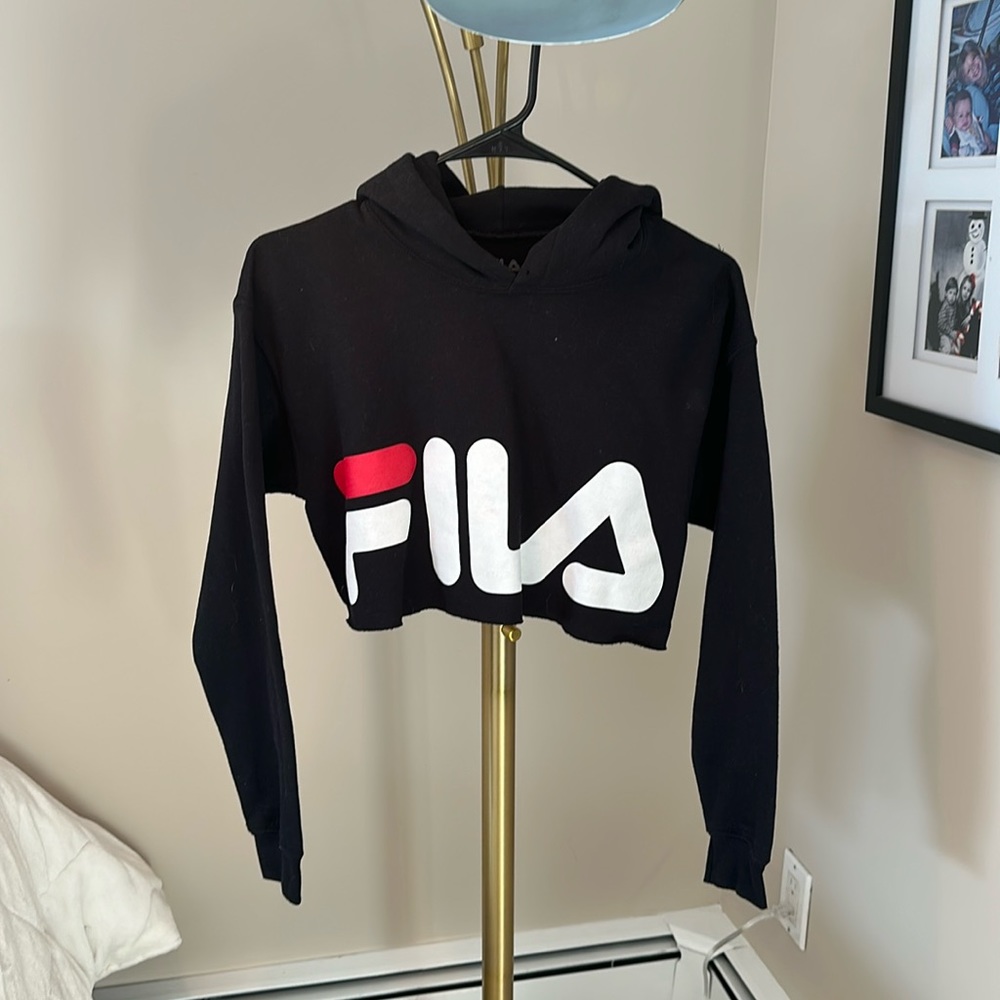 Cropped FILA hoodie